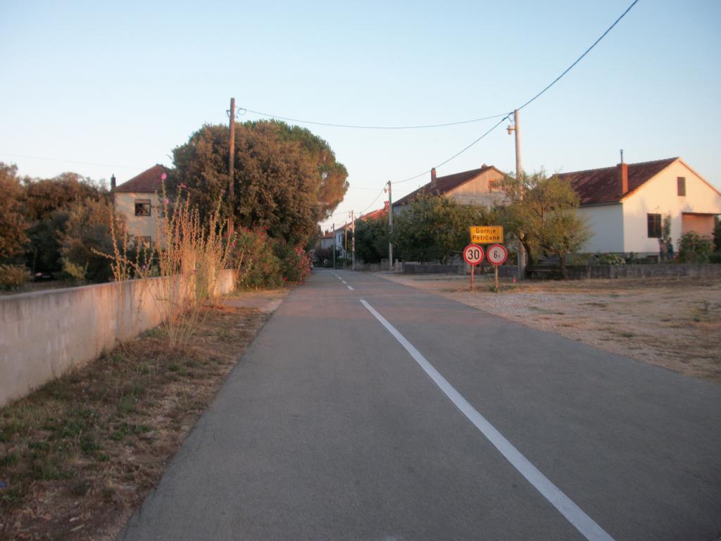 Apartments Mirjana Petrčane Kültér fotó